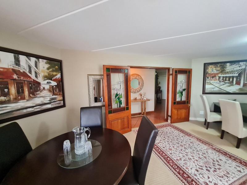 To Let 4 Bedroom Property for Rent in Rome Glen Western Cape